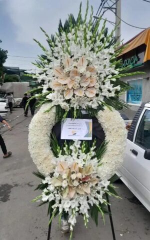 تاج گل ختمی ترحیم فانتزی درباری کد C93