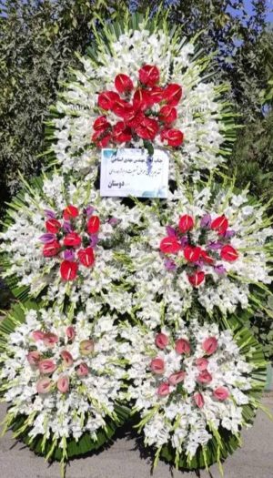 تاج گل ختم ۵تیکه یا ۵طبقه کد C185